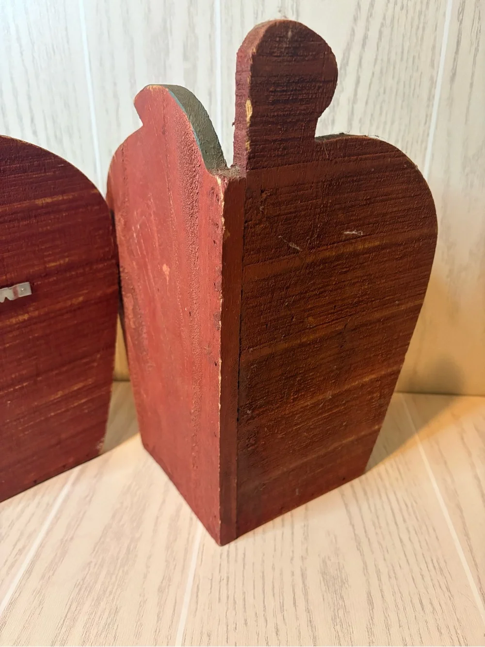 Wooden Apple-Shaped Wall Shelf Rack Set Of 2 Kitsch